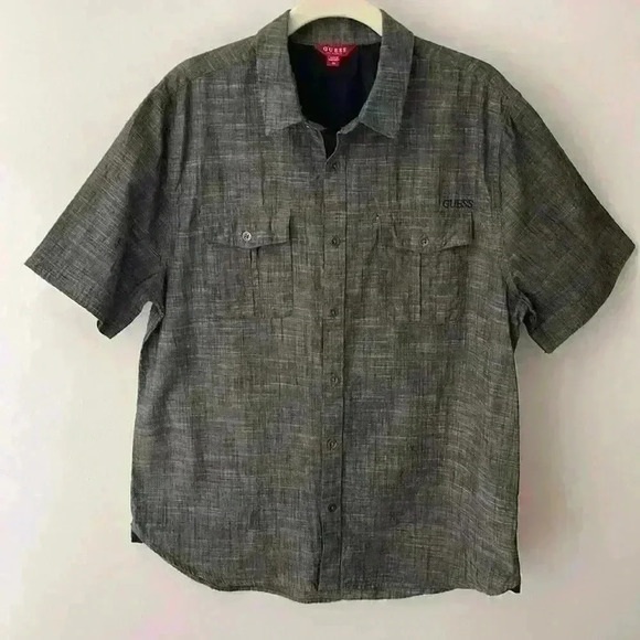 Guess Men’s Short Sleeve Button Down Shirt, Size M - Picture 1 of 7